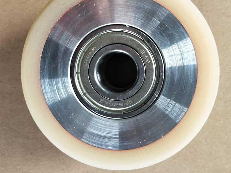 游乐设备包胶轮