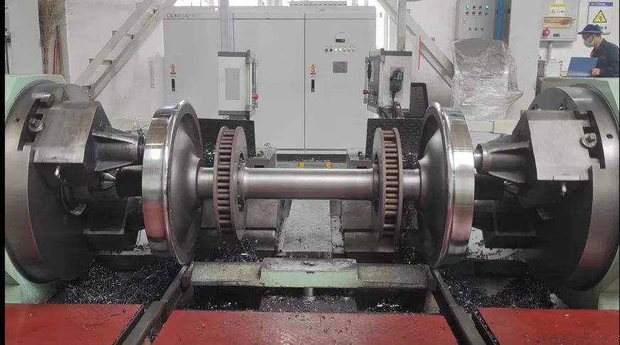 铁路专用耐强碱举升滚轮